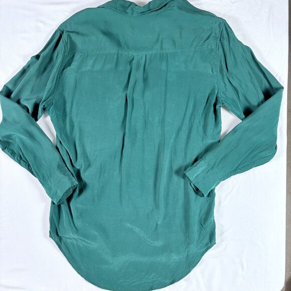 Equipment Femme Silk Shirt Blouse Button Up M Green Professional Timeless Preppy - Picture 10 of 11
